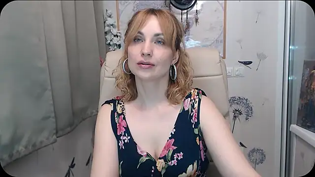 Snapshot of KatrinAlluring chatting on April 2026 06:25:01 AM KatrinAlluring online show from April 2026 06:25:01 AM