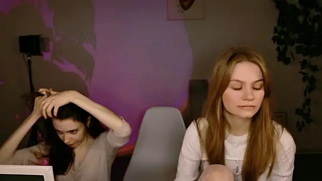 Snapshot of Yoka_paradoXXX chatting on October 2025 05:20:02 AM Yoka paradoXXX online show from October 2025 05:20:02 AM