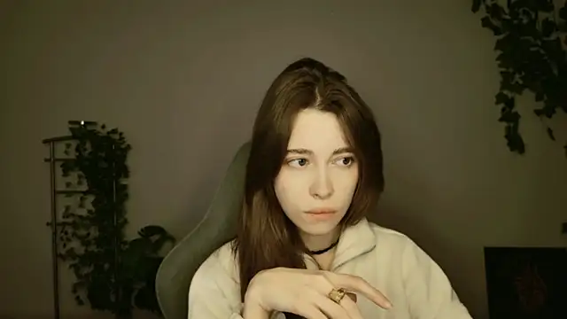 Snapshot of Yoka_paradoXXX chatting on November 2025 05:08:02 AM Yoka paradoXXX online show from November 2025 05:08:02 AM