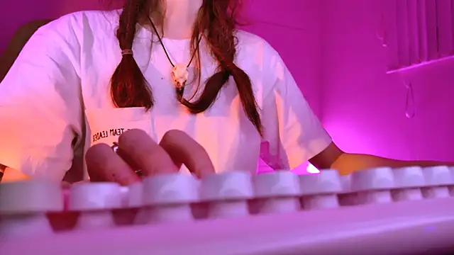 Snapshot of Yoka_paradoXXX chatting on December 2025 05:16:01 AM Yoka paradoXXX online show from December 2025 05:16:01 AM