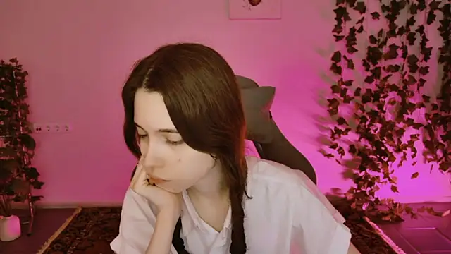 Snapshot of Yoka_paradoXXX chatting on January 2026 09:11:01 AM Yoka paradoXXX online show from January 2026 09:11:01 AM