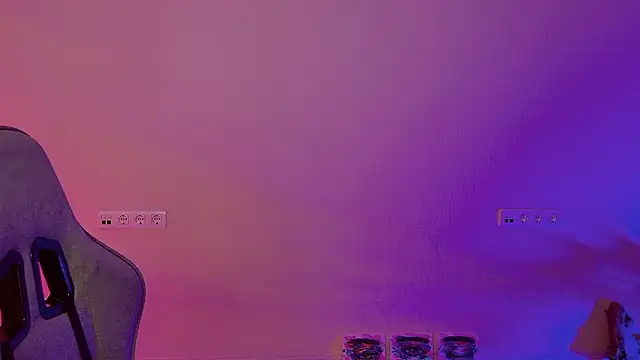 Snapshot of Yoka_paradoXXX chatting on February 2026 09:47:02 AM Yoka paradoXXX online show from February 2026 09:47:02 AM