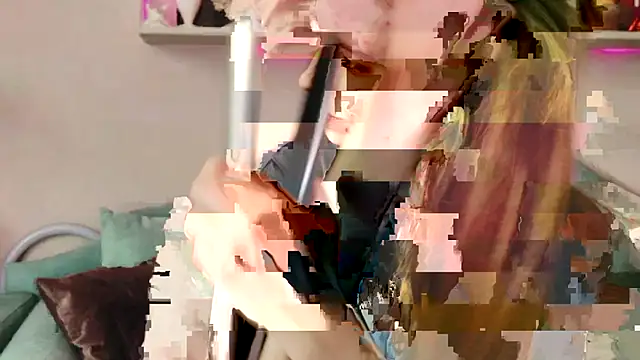 Snapshot of Yoka_paradoXXX chatting on July 2026 10:42:01 AM Yoka paradoXXX online show from July 2026 10:42:01 AM