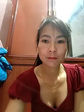 Yumyum kiw online show from December 2025 10:27:02 PM