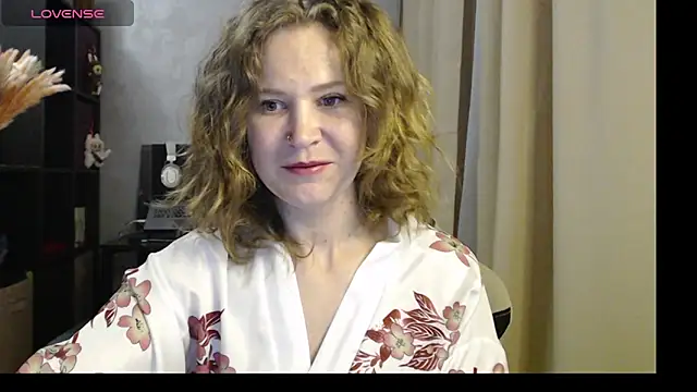 Snapshot of harpermoss chatting on September 2025 10:20:01 PM harpermoss online show from September 2025 10:20:01 PM