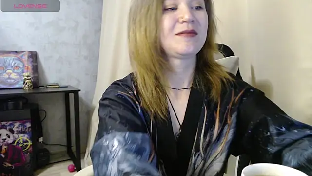 Snapshot of harpermoss chatting on October 2025 10:18:02 PM harpermoss online show from October 2025 10:18:02 PM