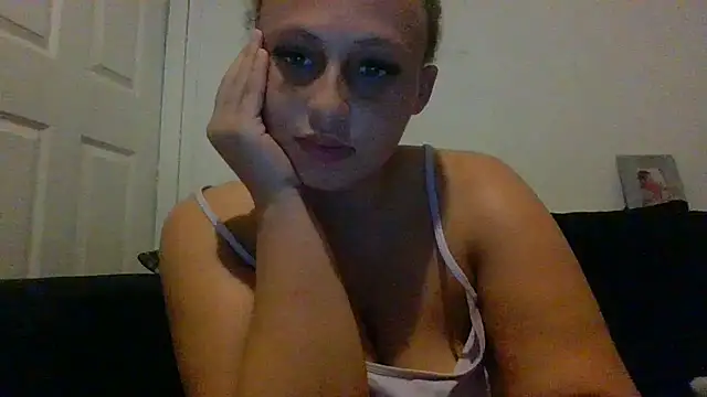 Snapshot of Welsh_Maya19X chatting on September 2025 09:25:02 PM Welsh Maya19X online show from September 2025 09:25:02 PM