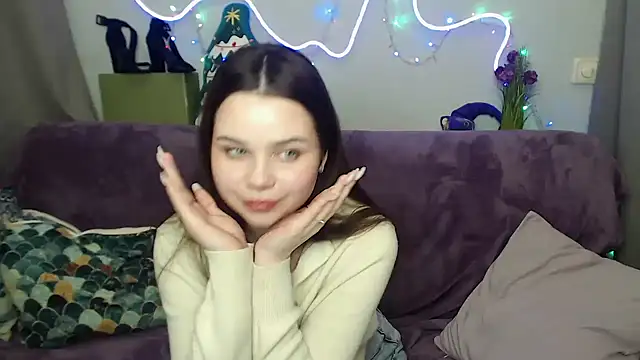 GloriyaDre online show from December 2025 05:53:01 PM