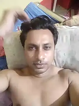 Snapshot of Flybye_0009 chatting on June 2026 01:02:02 PM Flybye 0009 online show from June 2026 01:02:02 PM