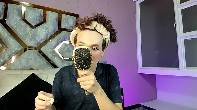 Electra Gosselin online show from March 2026 12:17:02 AM