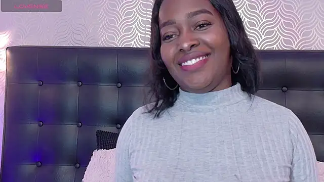 NaiaraMasson  online show from November 2025 12:28:02 PM