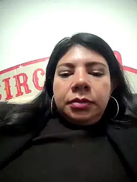 kinky momm online show from November 2025 01:32:01 PM