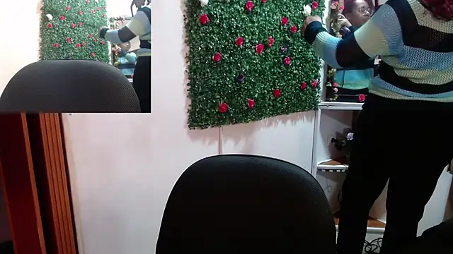 MIA  SPENCER online show from September 2025 12:05:01 PM