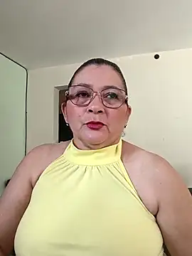 Snapshot of marfil_milf chatting on May 2026 02:02:01 PM marfil milf online show from May 2026 02:02:01 PM