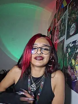 carolinerue online show from February 2026 10:52:02 AM