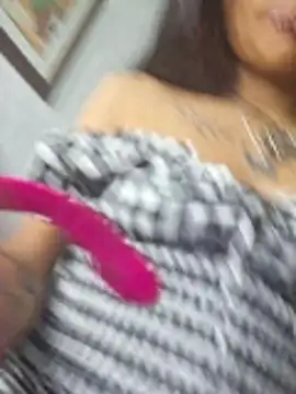 carolinerue online show from June 2026 08:05:02 AM