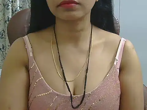 MISS SOMIYA online show from April 2026 04:33:02 PM