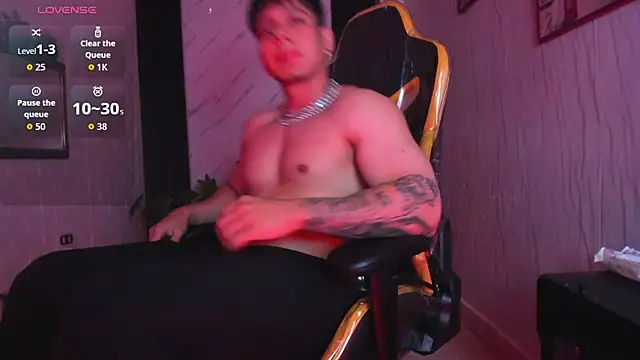 xKevyn online show from October 2025 12:23:02 PM