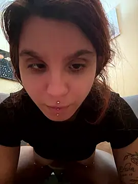 Brutecia2002 online show from January 2026 10:50:01 AM