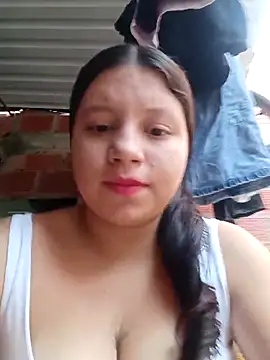 Shell Latina online show from October 2025 01:21:02 PM