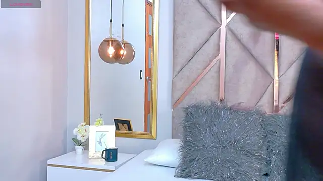 Rossie-Cameron online show from April 2026 04:05:02 AM