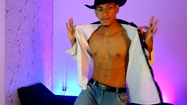 Snapshot of lorian_vikel chatting on February 2026 10:05:02 PM lorian vikel online show from February 2026 10:05:02 PM