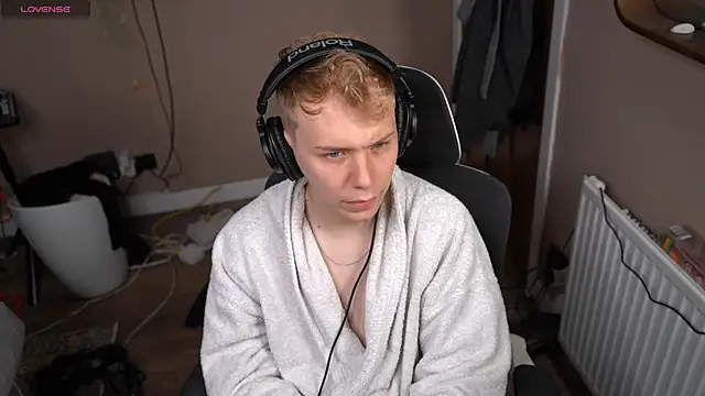 scottishtwink01 online show from July 2026 01:08:01 AM