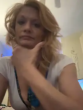 Daphneflor online show from April 2026 04:10:02 AM