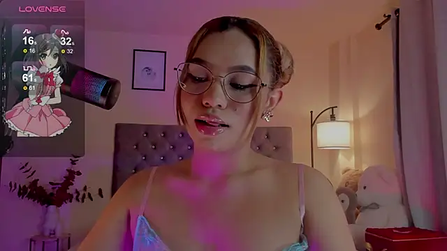 OxanaFedorova1- online show from December 2025 07:53:02 PM