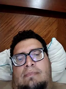 Santiagoqro85 online show from November 2025 06:53:02 PM