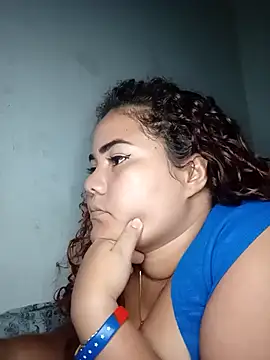 Snapshot of Gimena_off chatting on September 2025 02:57:02 AM Gimena off online show from September 2025 02:57:02 AM