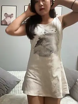 Snapshot of wly2028 chatting on March 2026 01:04:01 PM wly2028 online show from March 2026 01:04:01 PM