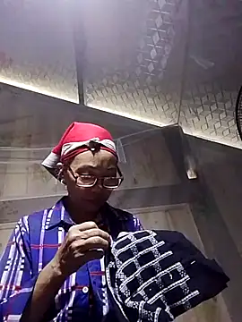 -Xuka-200 online show from September 2025 12:47:02 AM