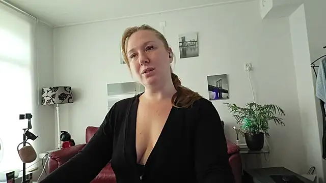 MazySunny online show from June 2026 07:00:01 AM