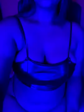 Snapshot of Cute_Rose_9 chatting on September 2025 05:48:01 PM Cute Rose 9 online show from September 2025 05:48:01 PM