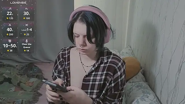 Snapshot of Alice_Zev chatting on May 2026 02:23:01 PM Alice Zev online show from May 2026 02:23:01 PM