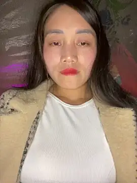 chipp-bong online show from February 2026 01:49:02 PM