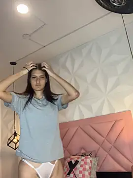 Caroline daring online show from May 2026 01:51:01 PM