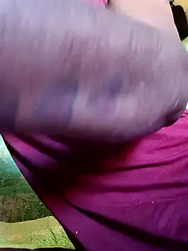 SweetKomal89 online show from October 2025 09:44:01 AM