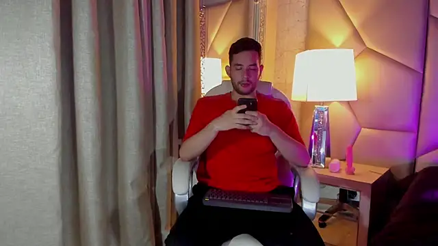 Snapshot of matti_de_lucaa chatting on September 2025 05:37:01 PM matti de lucaa online show from September 2025 05:37:01 PM