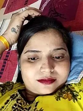 Hot-Pooja25 online show from April 2026 03:18:02 PM