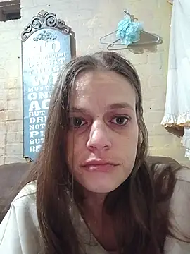 Snapshot of Skymadison chatting on May 2026 12:52:02 AM Skymadison online show from May 2026 12:52:02 AM