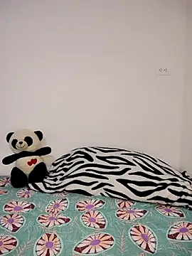 ellafrost-1 online show from September 2025 03:34:02 PM