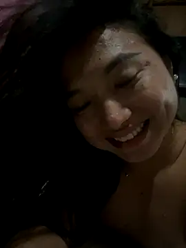 cassie cakes online show from October 2025 09:43:02 AM