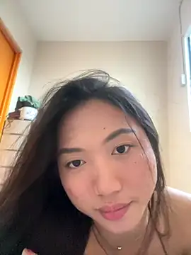 cassie cakes online show from November 2025 08:31:02 AM