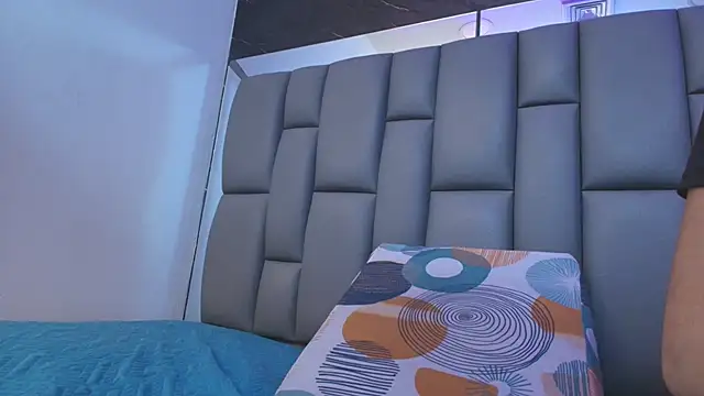 kissme luna online show from October 2025 07:00:01 PM