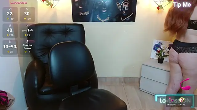 Bom BomXX online show from November 2025 03:43:02 AM