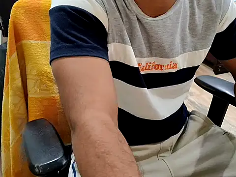 Snapshot of ZoroArcher chatting on October 2025 08:28:02 PM ZoroArcher online show from October 2025 08:28:02 PM