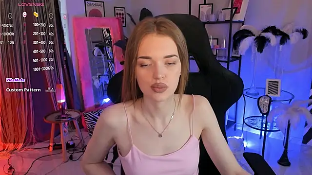 FlexyFox online show from April 2026 02:53:02 PM