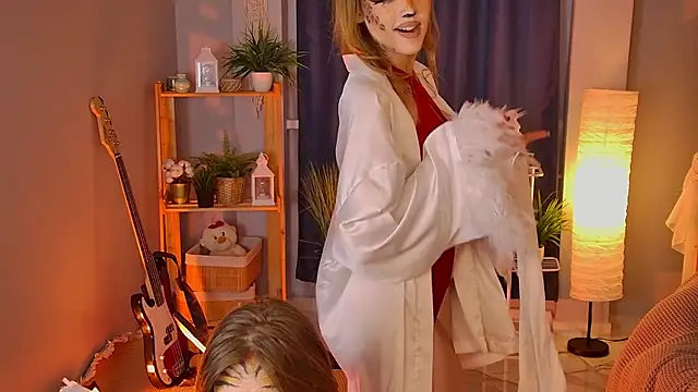FlexyFox online show from June 2026 11:52:01 AM